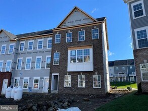 1809 Parham Wy in Woodlawn, MD - Building Photo - Building Photo