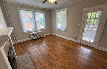 3027 Clifton Ave in Cincinnati, OH - Building Photo - Building Photo