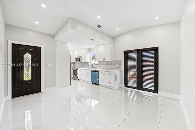 12237 SW 193rd St in Miami, FL - Building Photo - Building Photo