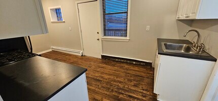 3827 N Drake Ave, Unit 3 in Chicago, IL - Foto de edificio - Building Photo