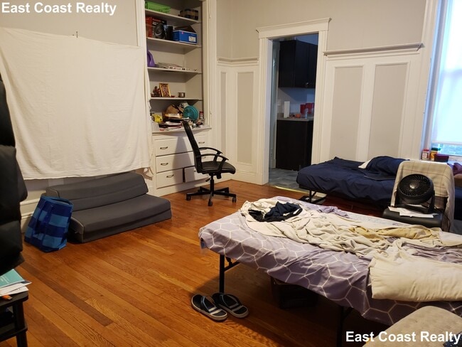 property at 1114 Commonwealth Ave