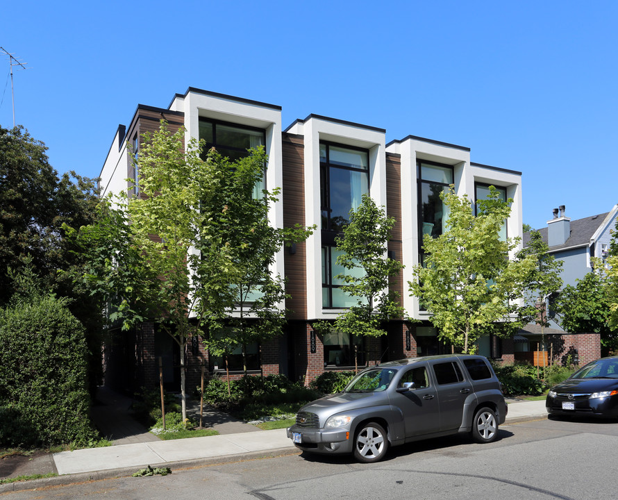 1885-1891 W 2nd Ave in Vancouver, BC - Building Photo