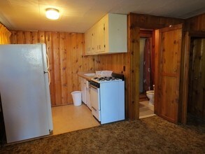 181 N 6th St in Lander, WY - Foto de edificio - Other