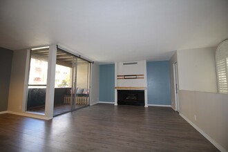 4879 Collwood Blvd, Unit A in San Diego, CA - Building Photo - Building Photo