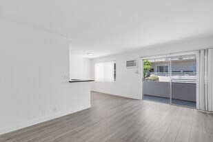 1812 Westholme Ave in Los Angeles, CA - Building Photo