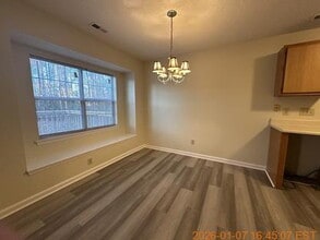 106 W Cameron Ct in Jacksonville, NC - Building Photo - Building Photo