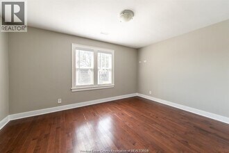 1362 Parent Ave in Windsor, ON - Building Photo - Building Photo