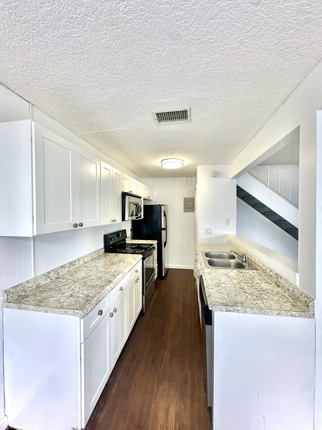 property at 108 E Tiffany Dr