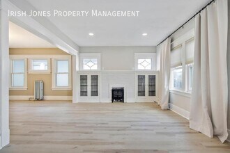 24 North Park Ave in Buffalo, NY - Building Photo - Building Photo