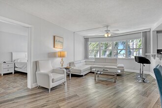 28 Yacht Club Dr in North Palm Beach, FL - Building Photo - Building Photo