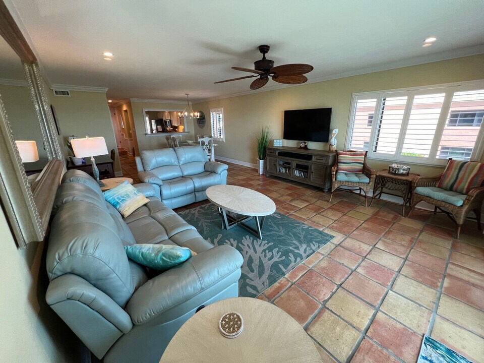 6100 A1A S in St. Augustine, FL - Building Photo