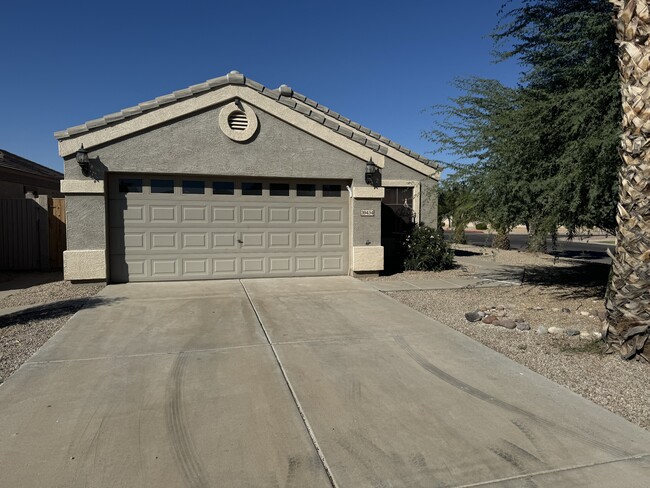 39434 N Marla Cir in San Tan Valley, AZ - Building Photo - Building Photo