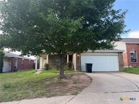 2300 Maedell Dr in Killeen, TX - Building Photo