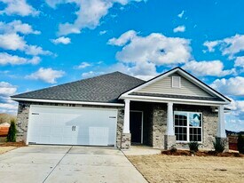 243 Irish Hill Dr in Meridianville, AL - Building Photo