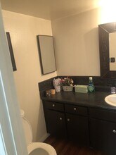 243 Espanas Glen in Escondido, CA - Building Photo - Building Photo