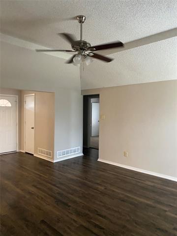 104 Mesa Moor Dr in Glenn Heights, TX - Building Photo - Building Photo