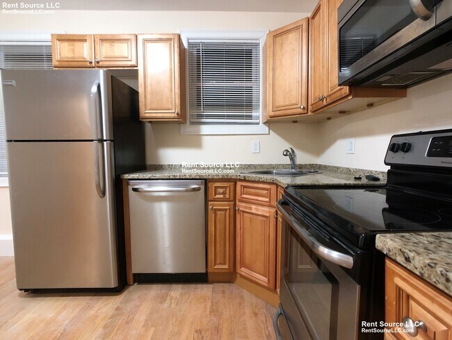 6-8 Nashua St. Unit 2 in Somerville, MA - Building Photo - Building Photo