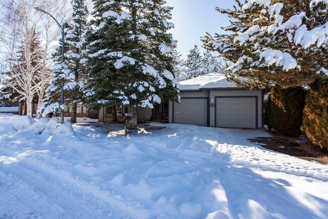 3654 Hemlock Way in Reno, NV - Building Photo - Building Photo