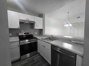 5232 Via Hacienda Cir in Orlando, FL - Building Photo - Building Photo