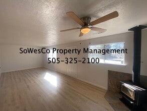 110 E Oak Ave in Bloomfield, NM - Building Photo - Building Photo