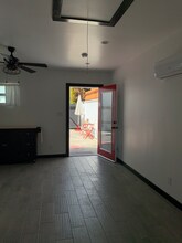 10416 McCormick St in Los Angeles, CA - Building Photo - Building Photo