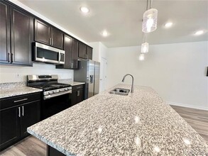 16816 E 118th Dr in Commerce City, CO - Building Photo - Building Photo