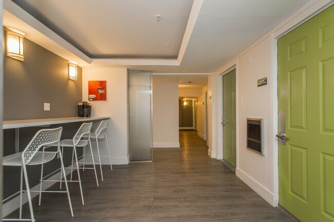 10 Brainerd Rd photo'