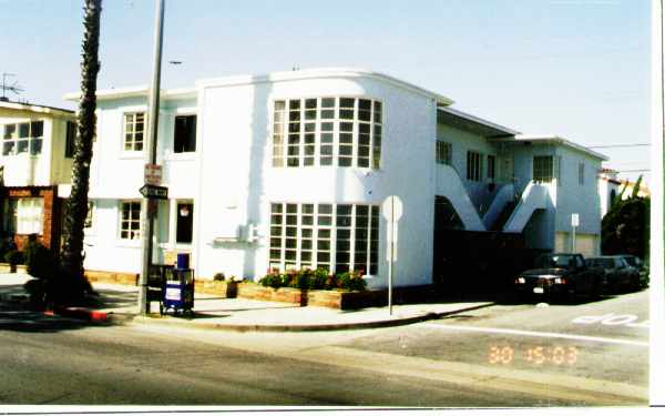 5345 E OCEAN BL in Long Beach, CA - Building Photo