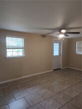 1121 S W Ave in Fayetteville, AR - Building Photo - Building Photo