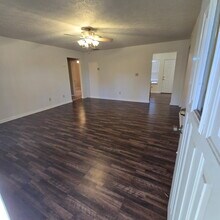 752 Racetrack Rd in Mcdonough, GA - Building Photo - Building Photo