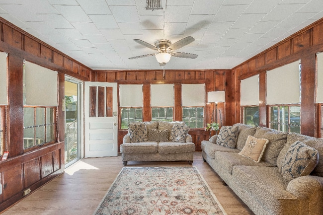 108 Sharon St in Lafayette, LA - Foto de edificio - Building Photo