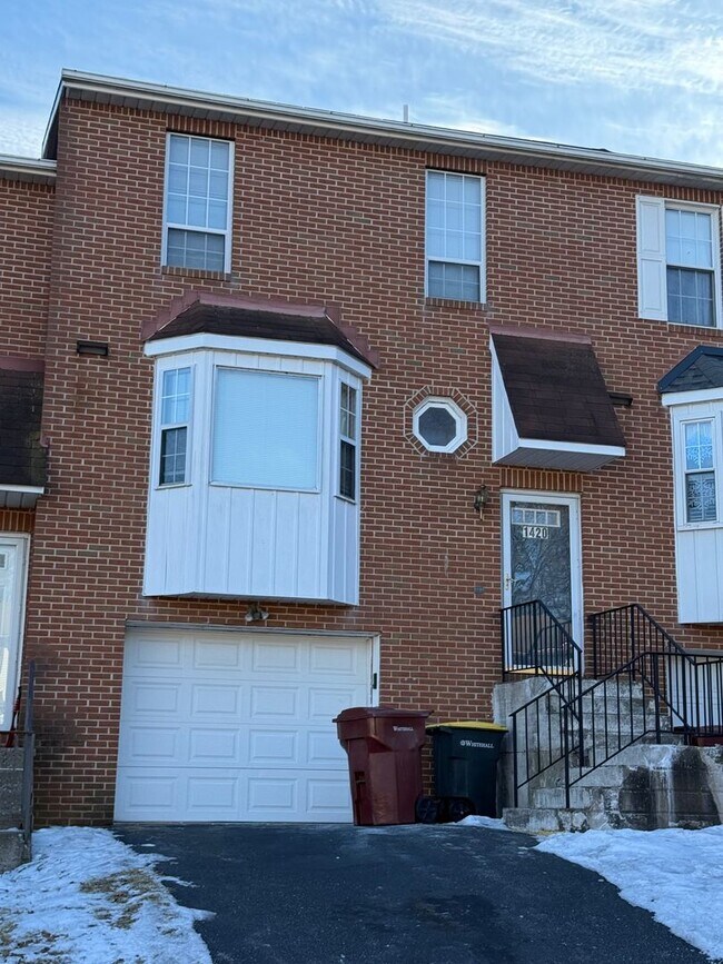 1420 Robert St in Fullerton, PA - Building Photo - Building Photo