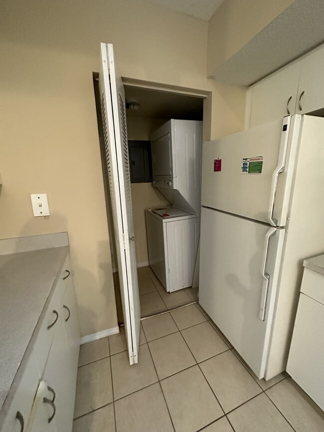 3874 Lyons Rd in Coconut Creek, FL - Building Photo - Building Photo