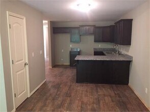3106 SW Amberwood Ave in Bentonville, AR - Building Photo - Building Photo