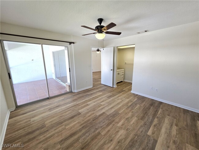 1429 Cape Coral Pkwy W in Cape Coral, FL - Building Photo - Building Photo
