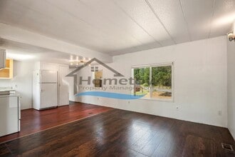 468800 US-95 in Sagle, ID - Building Photo - Building Photo