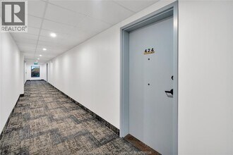 3340 Stella Crescent in Windsor, ON - Building Photo - Building Photo