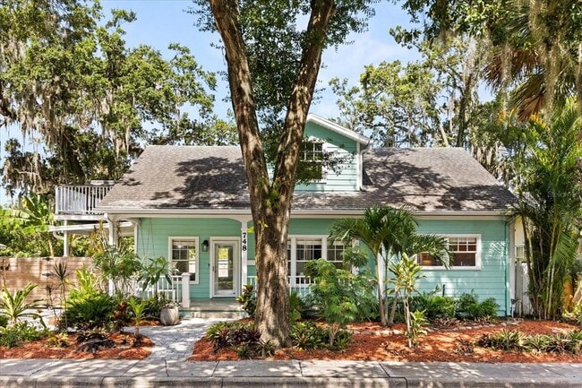 property at 748 Altaloma Ave