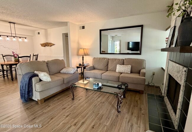 225 S Tropical Trail in Merritt Island, FL - Building Photo - Building Photo