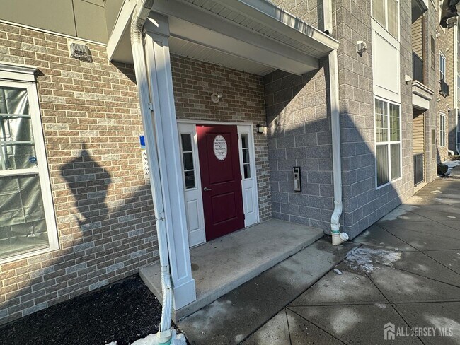 45 Roosevelt Ave in Carteret, NJ - Building Photo - Building Photo