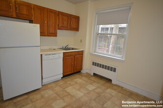 510 Belmont St, Unit 7 in Watertown, MA - Building Photo - Building Photo