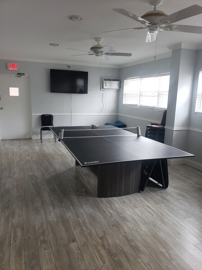 2900 Banyan St, Unit 703 in Fort Lauderdale, FL - Foto de edificio - Building Photo