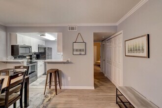 400 William Hilton Pkwy in Hilton Head Island, SC - Building Photo - Building Photo