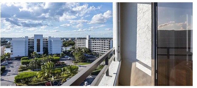 3560 S Ocean Blvd, Unit 809 in South Palm Beach, FL - Building Photo - Building Photo