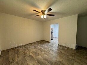 5757 Antoinette Ln in Jacksonville, FL - Building Photo - Building Photo