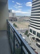 1801 Arapahoe St in Denver, CO - Building Photo - Building Photo