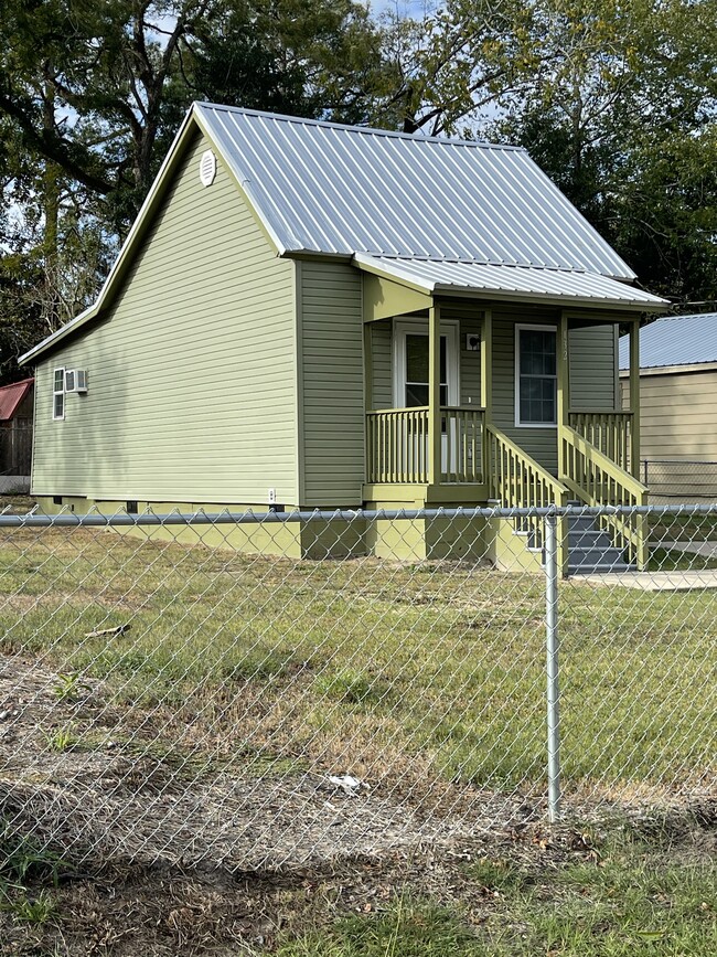 132 Patten St in Thomasville, GA - Building Photo - Building Photo