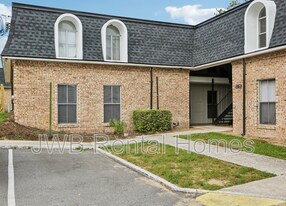 7201 Arlington Expy in Jacksonville, FL - Building Photo