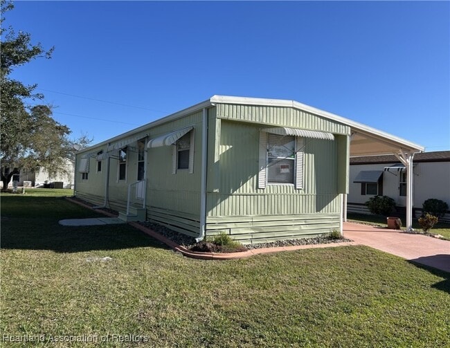 2112 Banyan Way in Sebring, FL - Building Photo - Building Photo