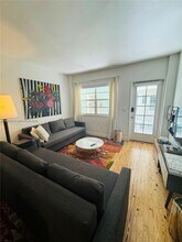 1755 Washington Ave in Miami Beach, FL - Building Photo - Building Photo